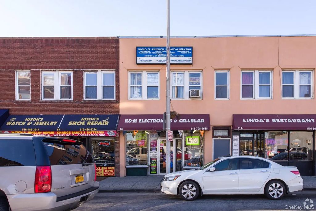 71 A Main, Hempstead