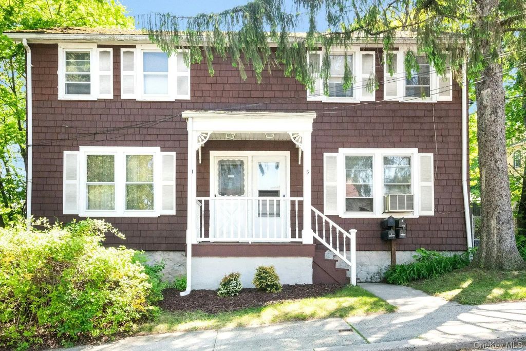 3-5 School Street # 3, White Plains