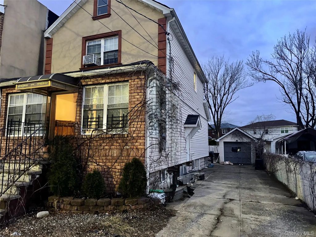 14141 255th Street, Rosedale