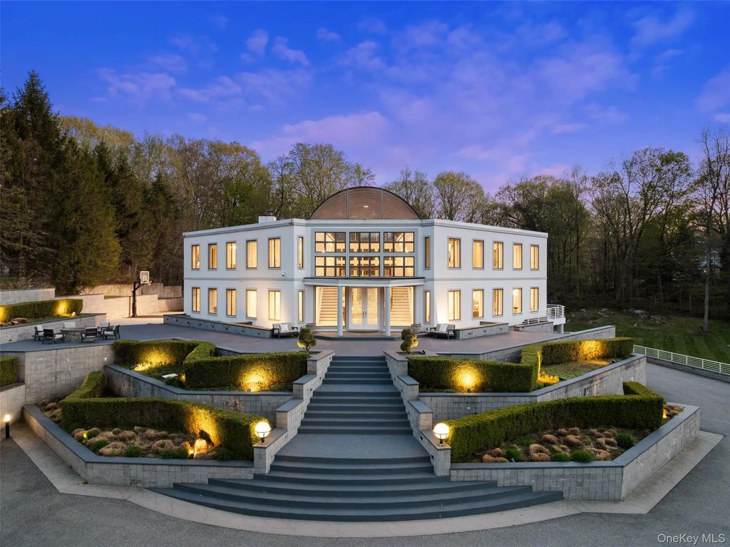 7 Kingdom Ridge Road, Bedford