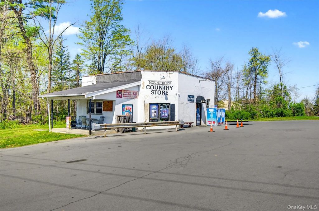 2269 Mt Hope Road, Middletown