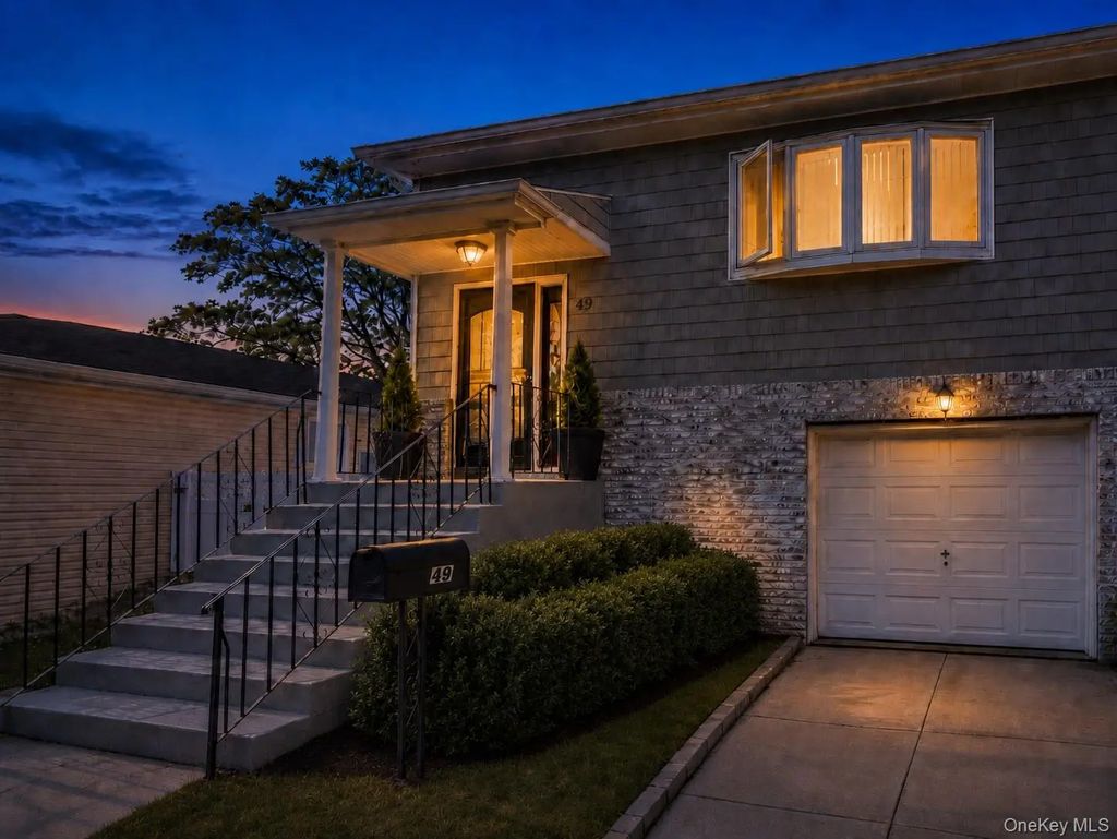 49 Prospect Street, Roosevelt