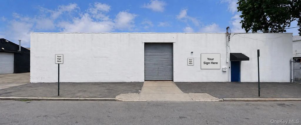 530 Ray Street, Freeport