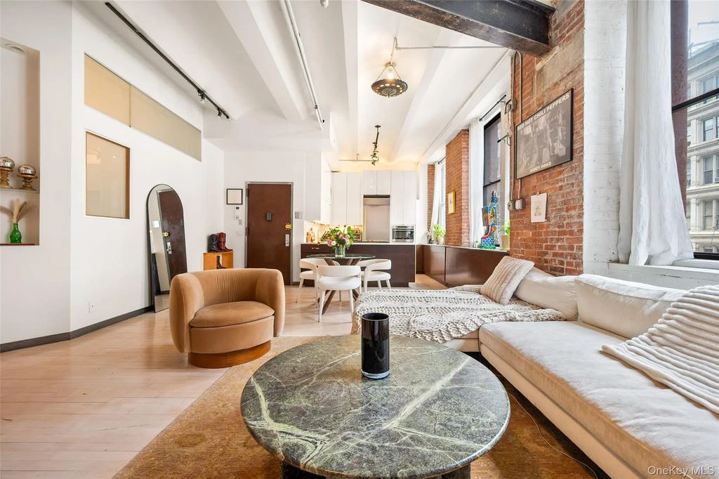 439 Lafayette Street # 3, New York (Manhattan)