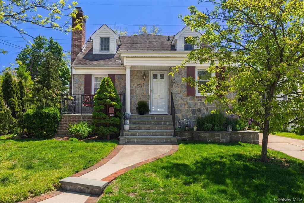 68 Broadway, Malverne