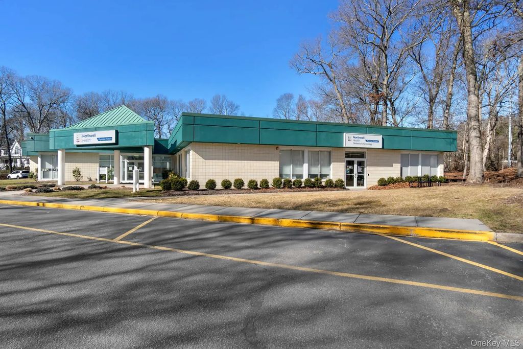 271 Rt-25a, Wading River