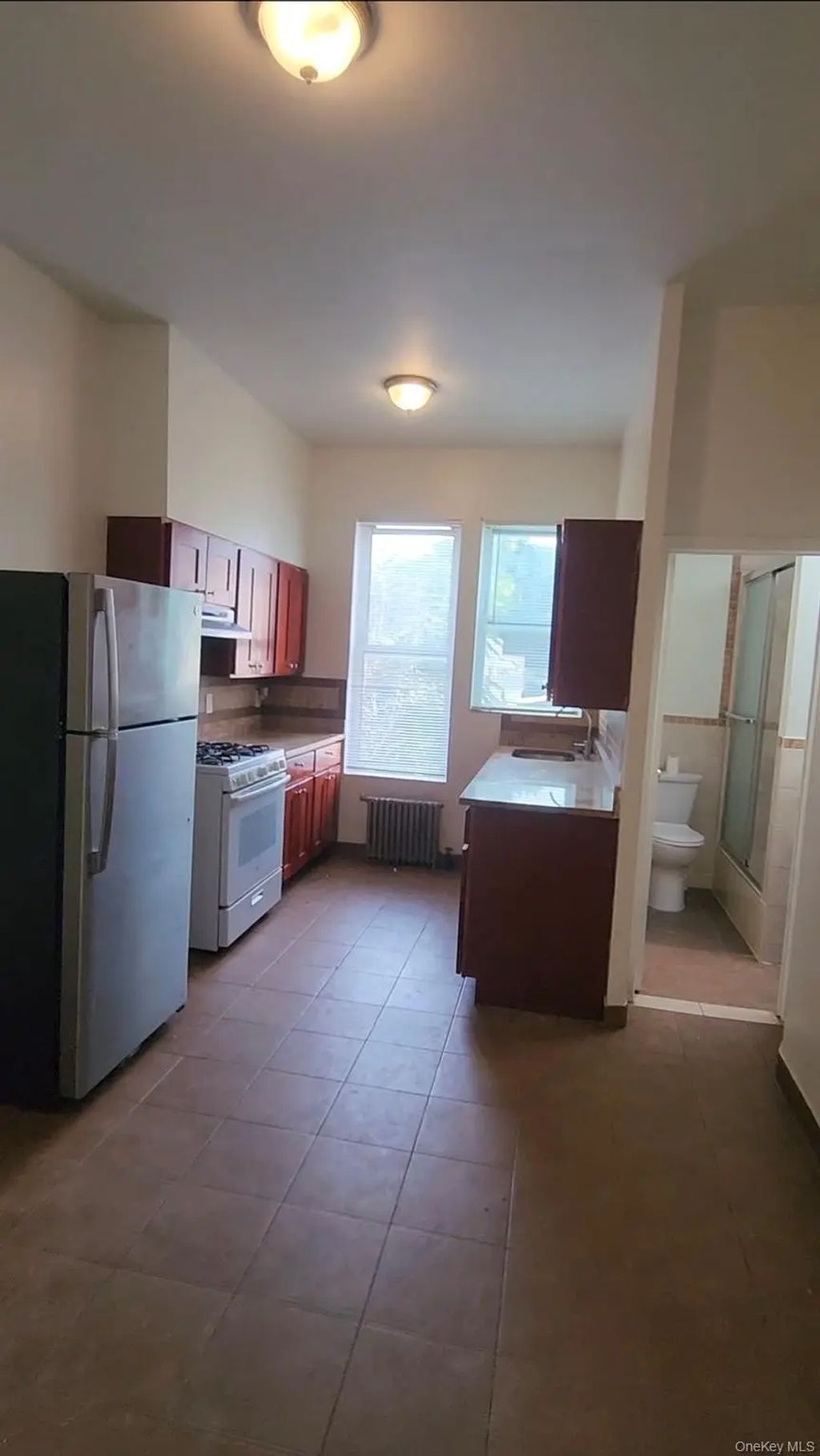 120-15 Jamaica Ave # 2, Richmond Hill