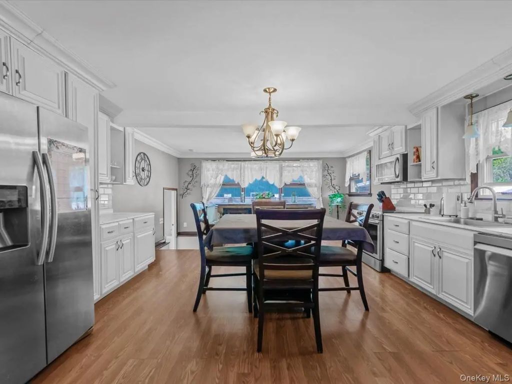 223 Locust Drive, Rocky Point