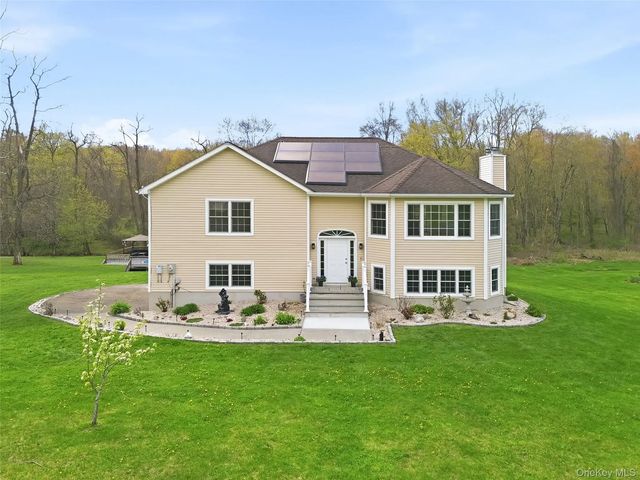 199 Old Sylvan Lake Road, Hopewell Junction