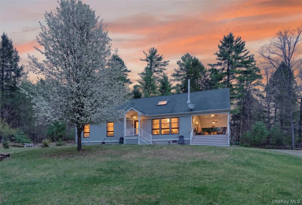 465 Schalck Road, Narrowsburg