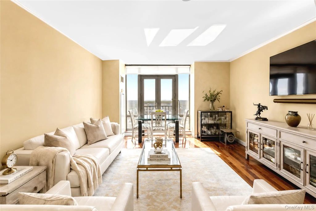 10 City Place # Ph2c, White Plains