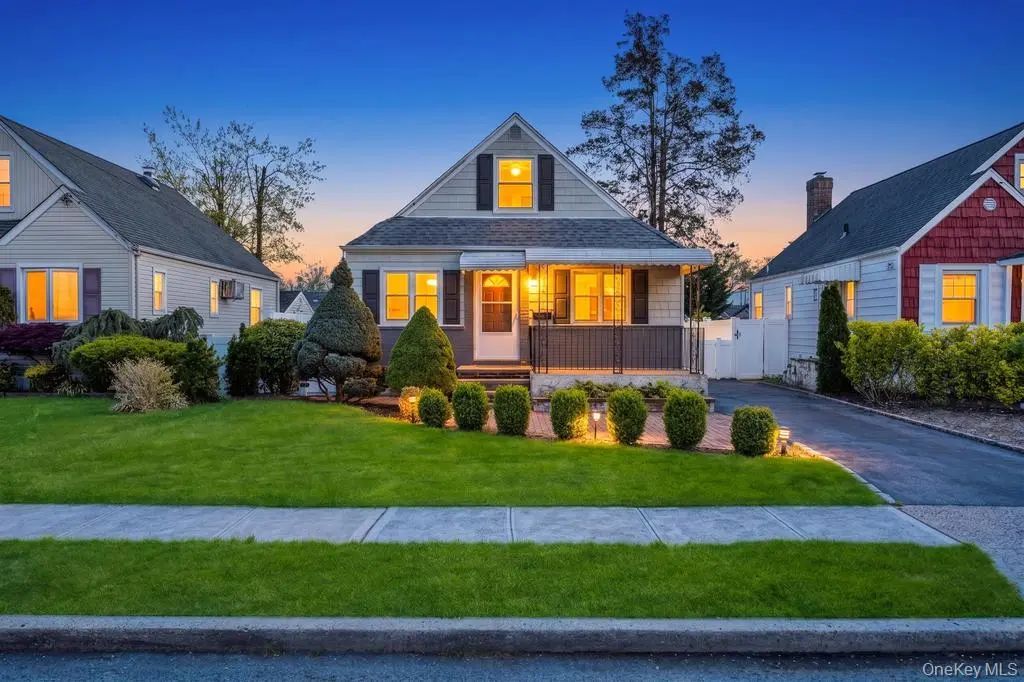 126 New York Avenue, West Hempstead