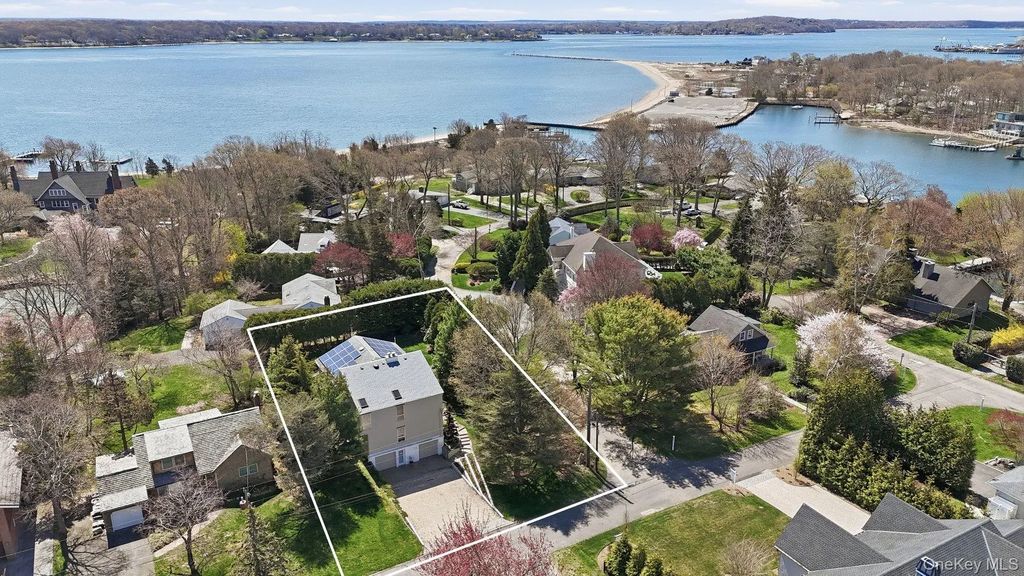 145 Osprey Nest Road, Greenport