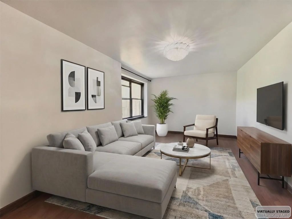 140-14 28th Road # 6g, Flushing
