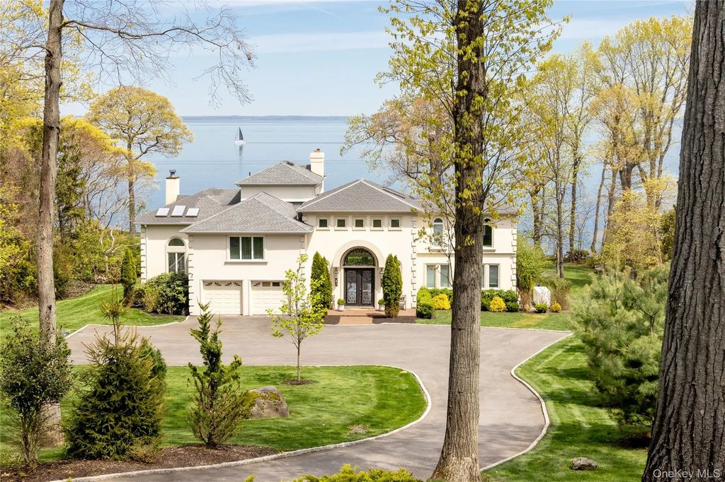 17 Sea Crest Drive, Lloyd Neck