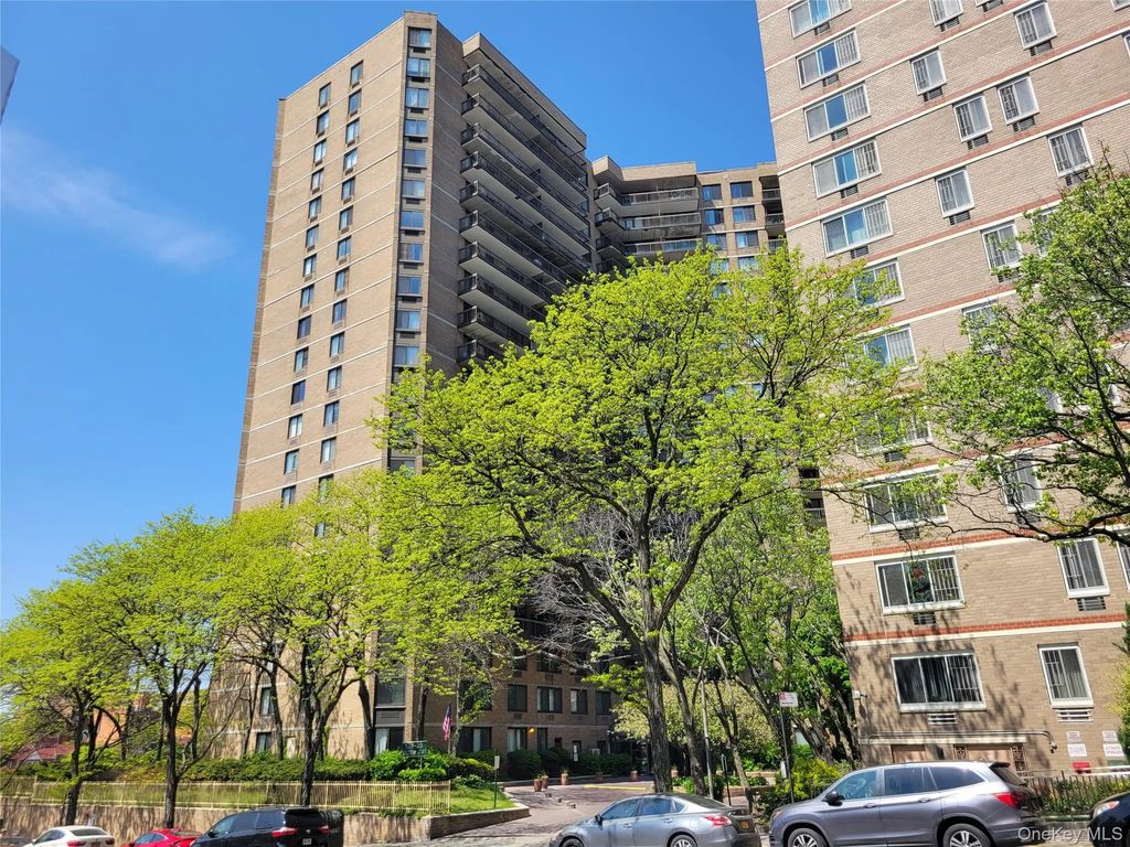138-35 Elder Avenue # 14k, Flushing