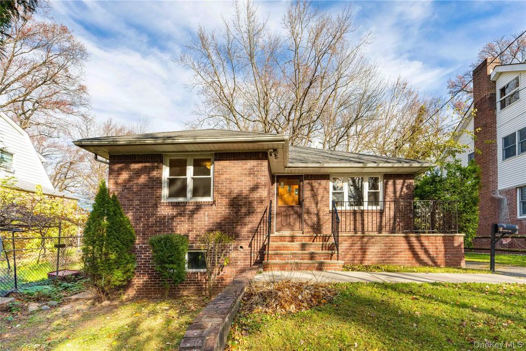 81 Midland, Staten Island