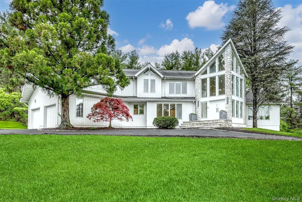 38 Roberts Road, New City