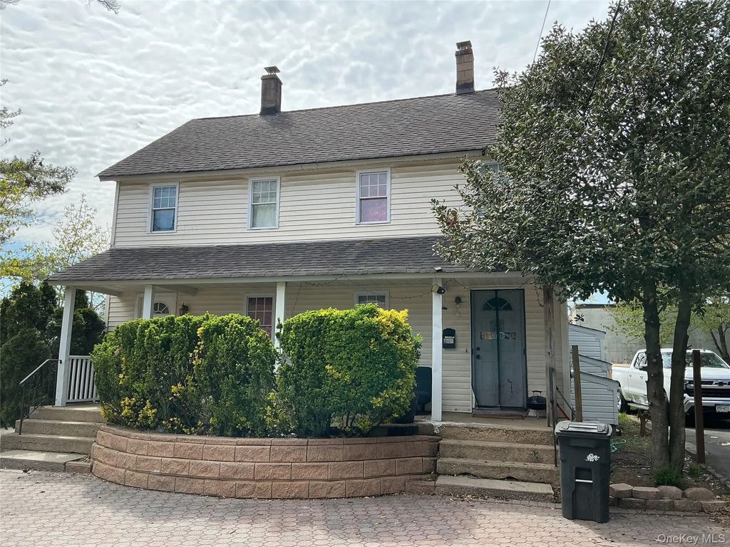 241 Covert Street, Westbury
