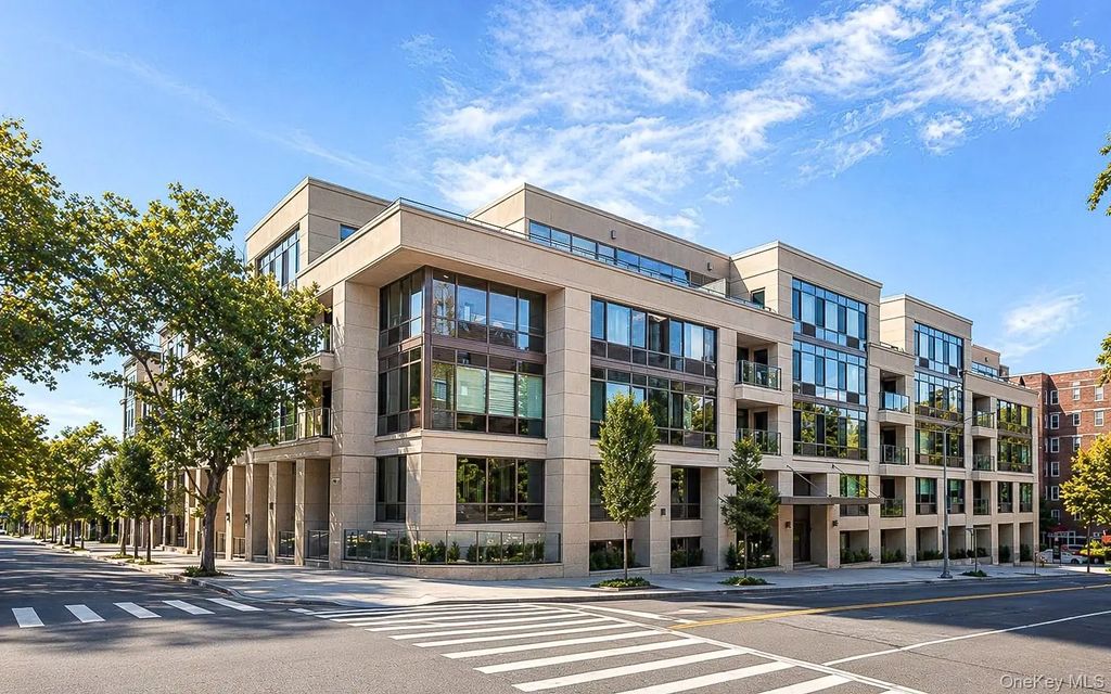 64-05 Yellowstone Boulevard # Ph508, Forest Hills