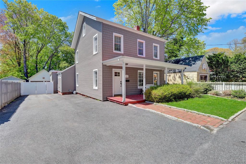 108 High Street, Port Jefferson