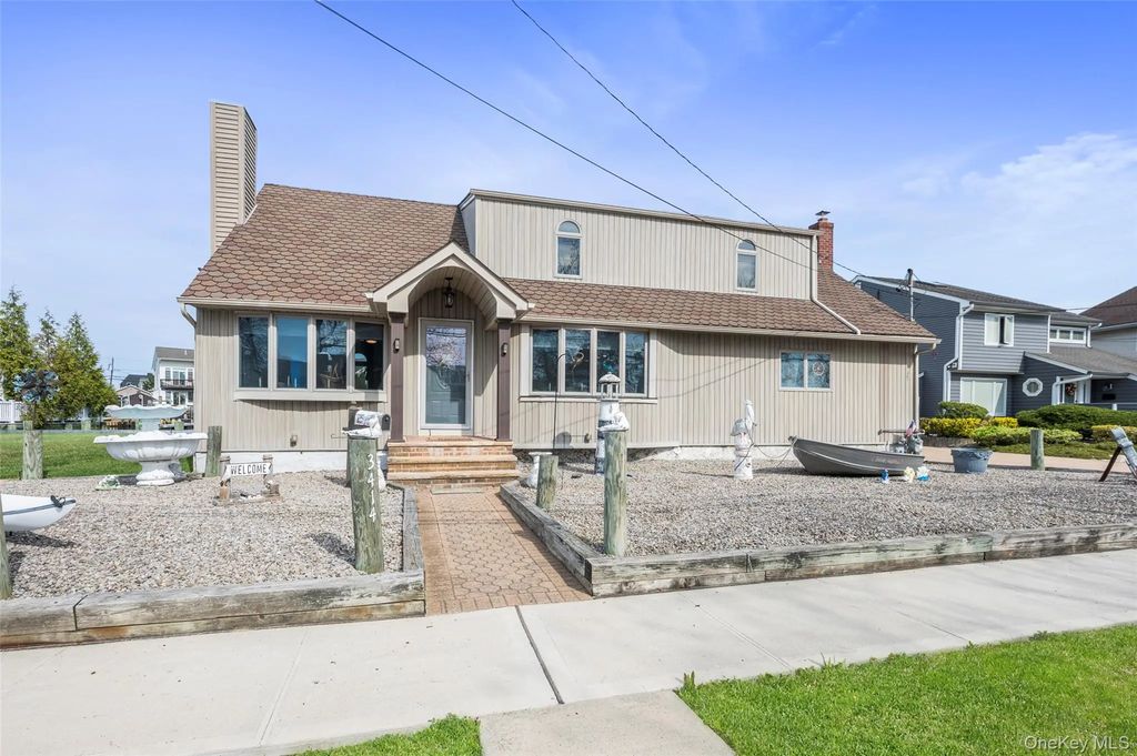 3414 Riverside Drive, Oceanside