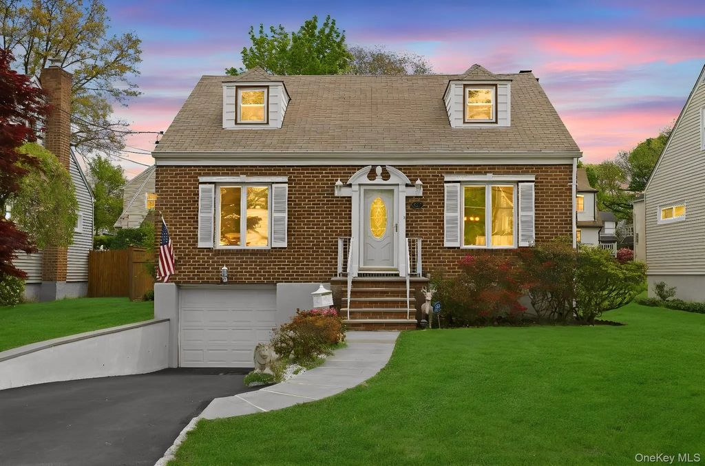 95 Smith Avenue, White Plains
