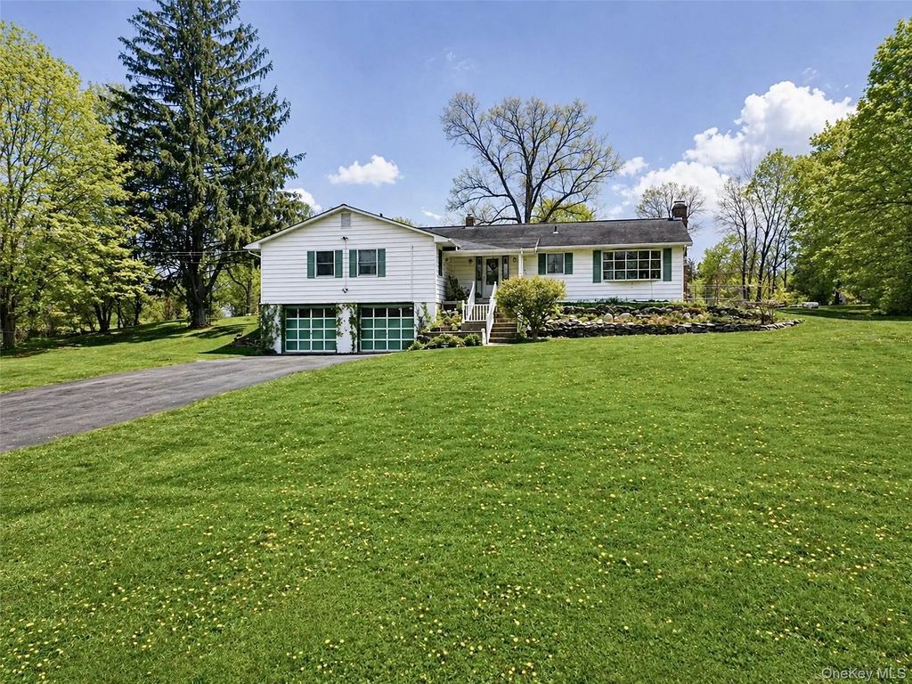 2191 State Route 52, Pine Bush
