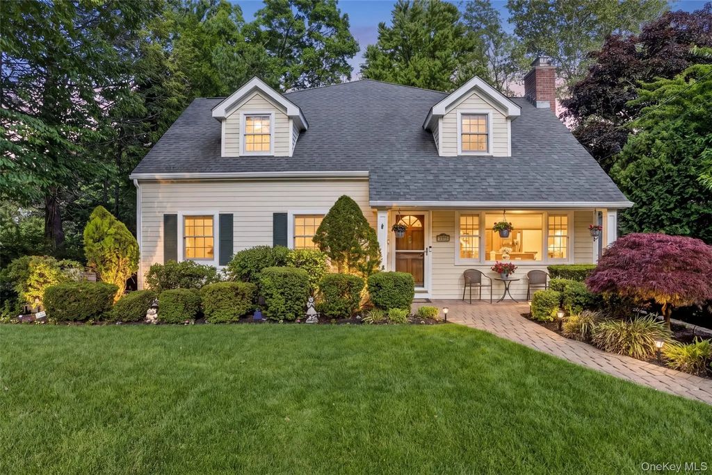 110 Park Drive, Eastchester