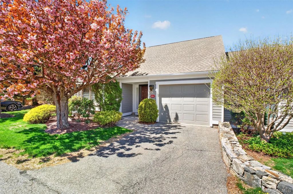 414 Heritage Hills # A, Somers