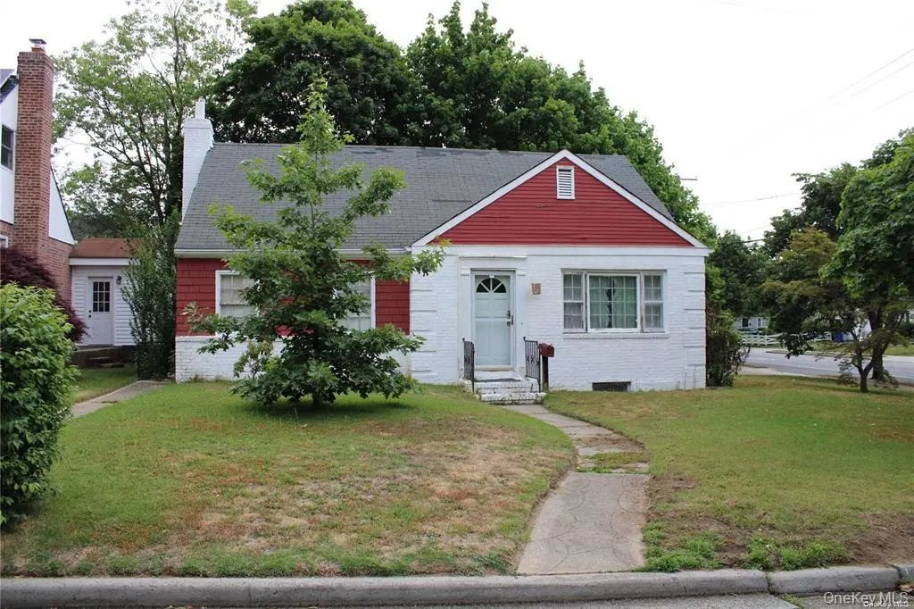 361 Walton Street, West Hempstead