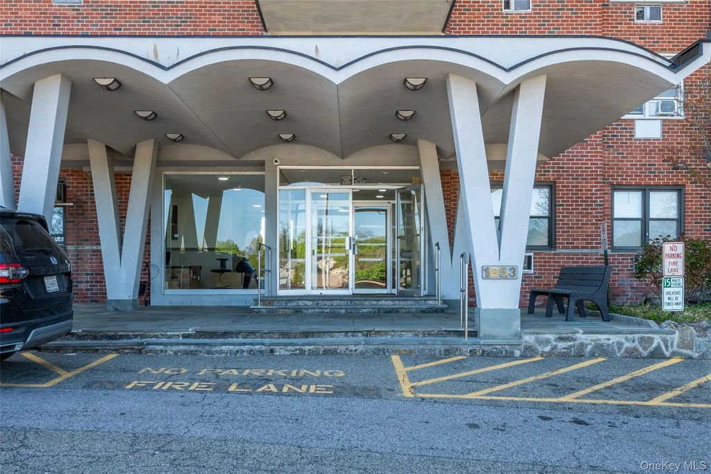 1853 Central Park Avenue # 10e, Yonkers