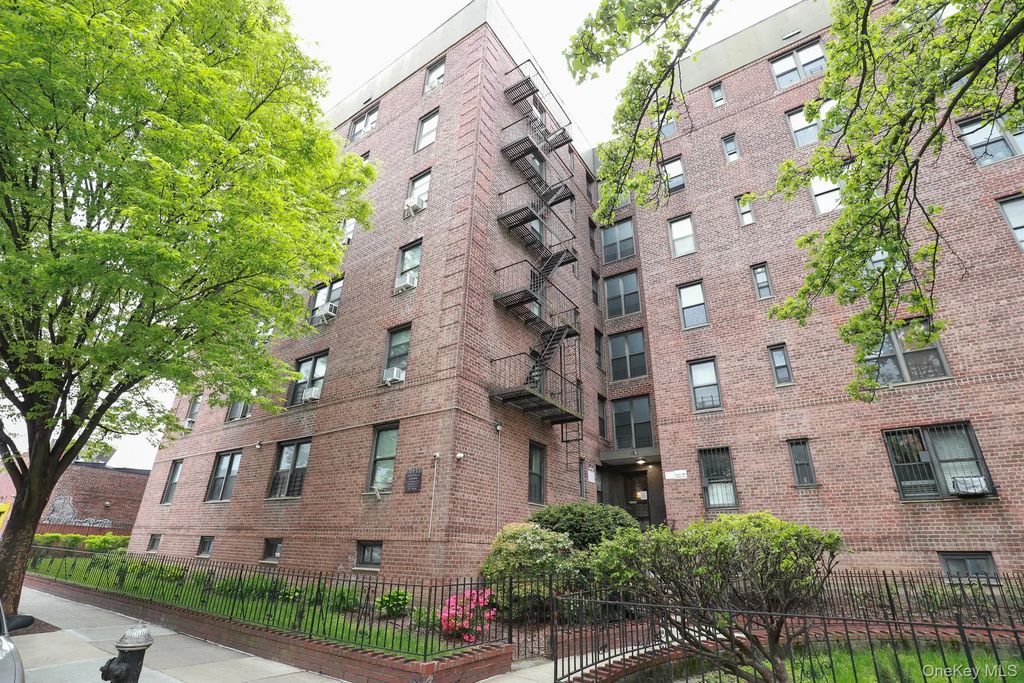 37-56 87th Street # 1b, Jackson Heights