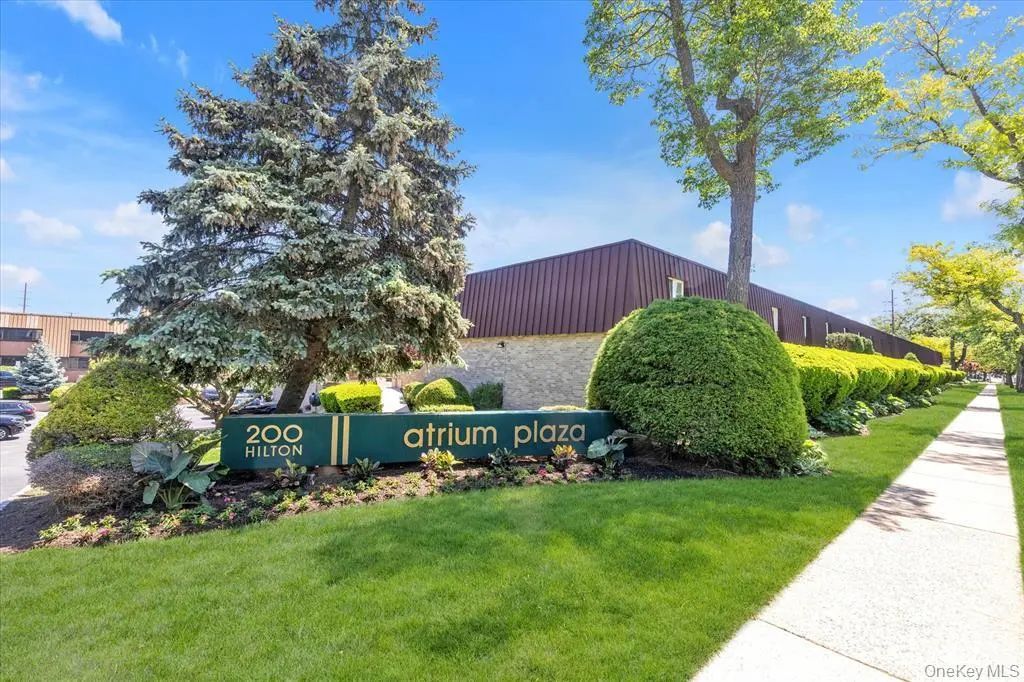 200 Hilton Avenue # 20, Hempstead
