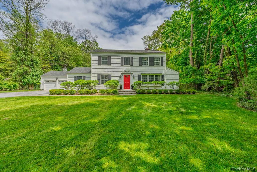 169 Turkey Lane, Cold Spring Harbor