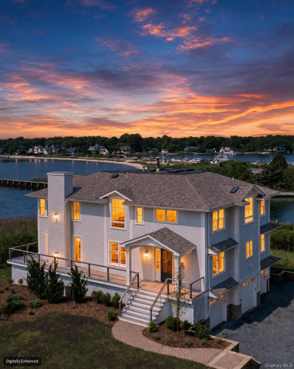 7 Convent Lane, Center Moriches