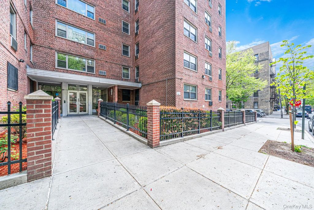 1010 Sherman Avenue # 1f, Bronx