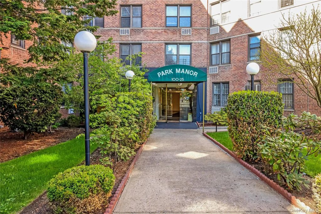 100-25 Queens Blvd # 6aa, Forest Hills