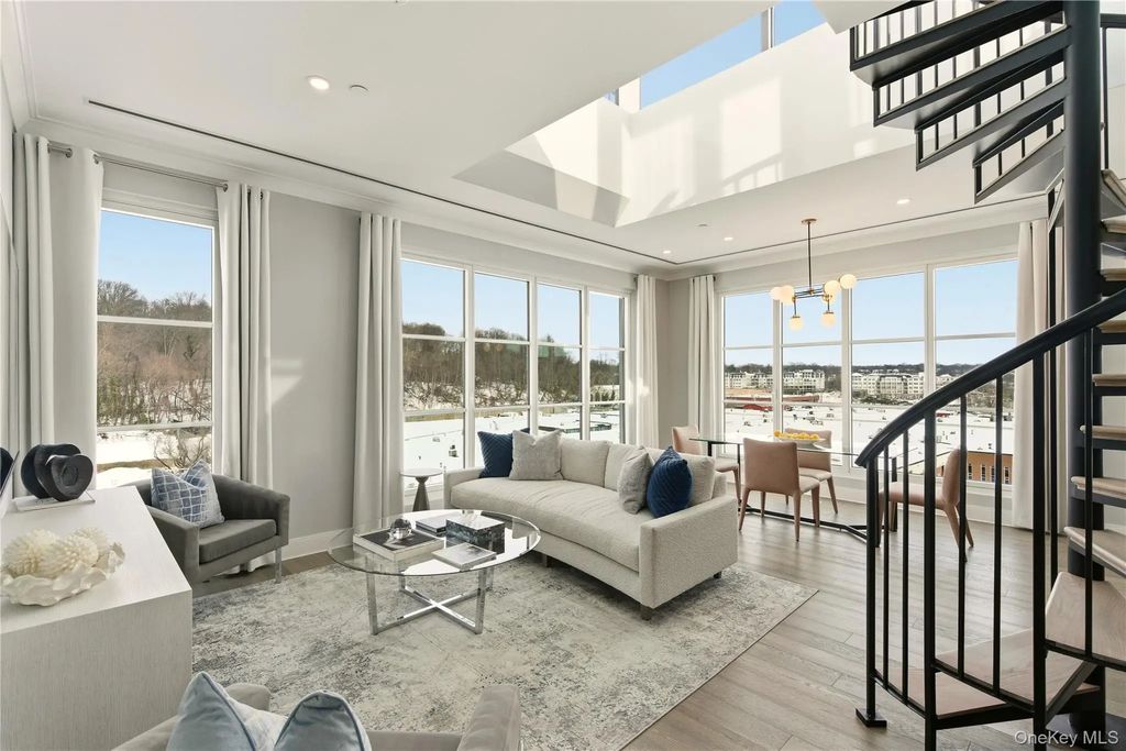 100 Garvies Point Road # 1348, Glen Cove