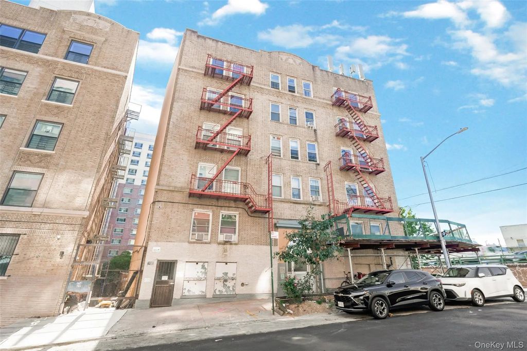 1898 Longfellow Ave # E4, Bronx