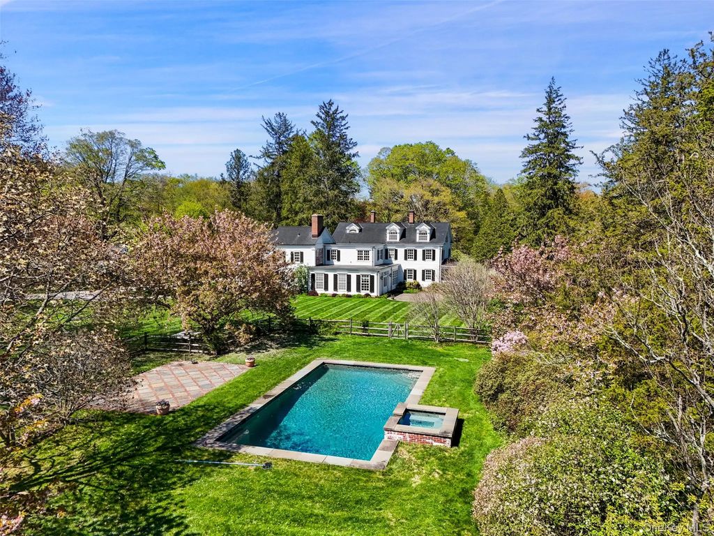345 Mclain Street, Bedford Hills