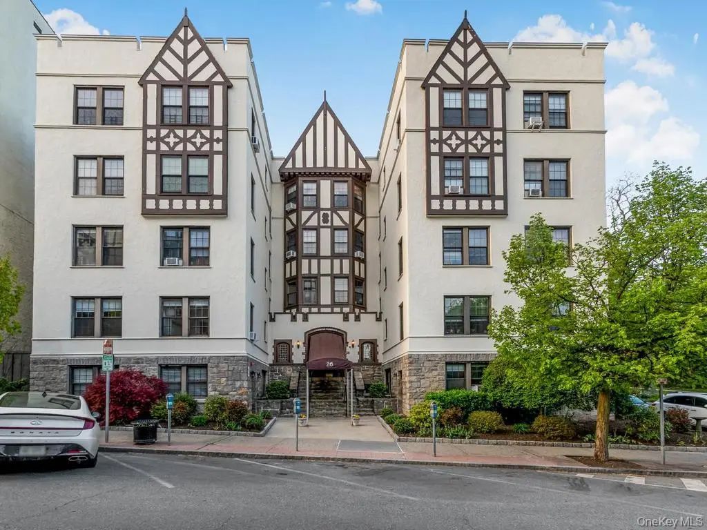 26 Pondfield Road W # F, Bronxville
