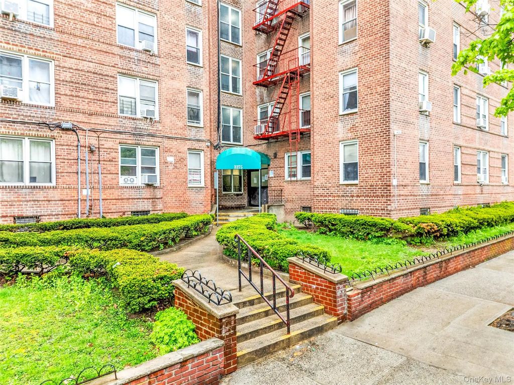 2275 Cruger Ave # 3a, Bronx