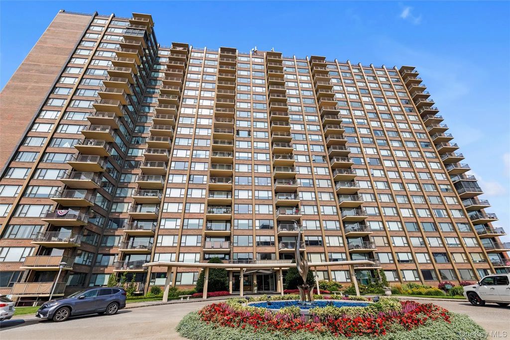 166-25 Powells Cove Boulevard # 17g, Beechhurst