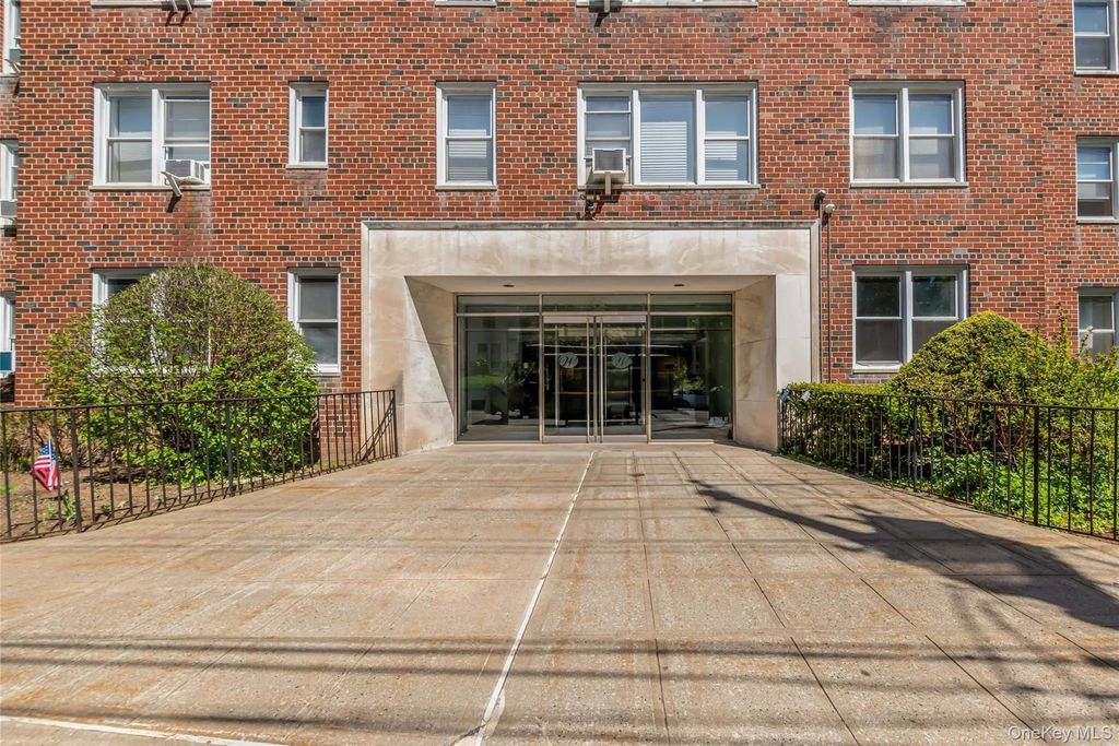 25 Sunnyside Drive # 4c, Yonkers