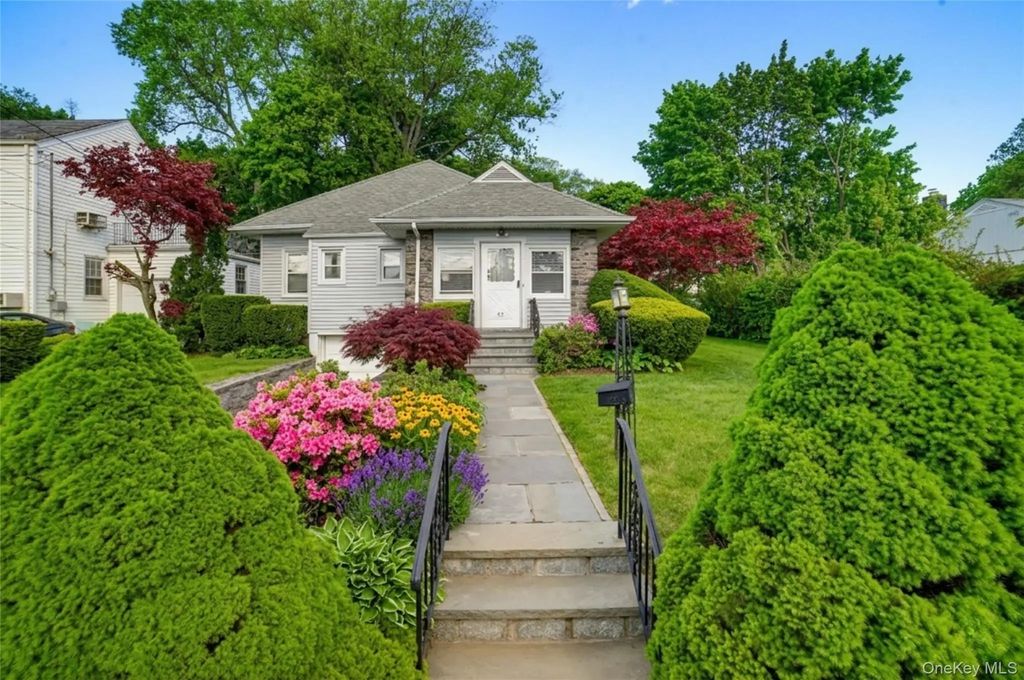 42 Beverly Road, Yonkers