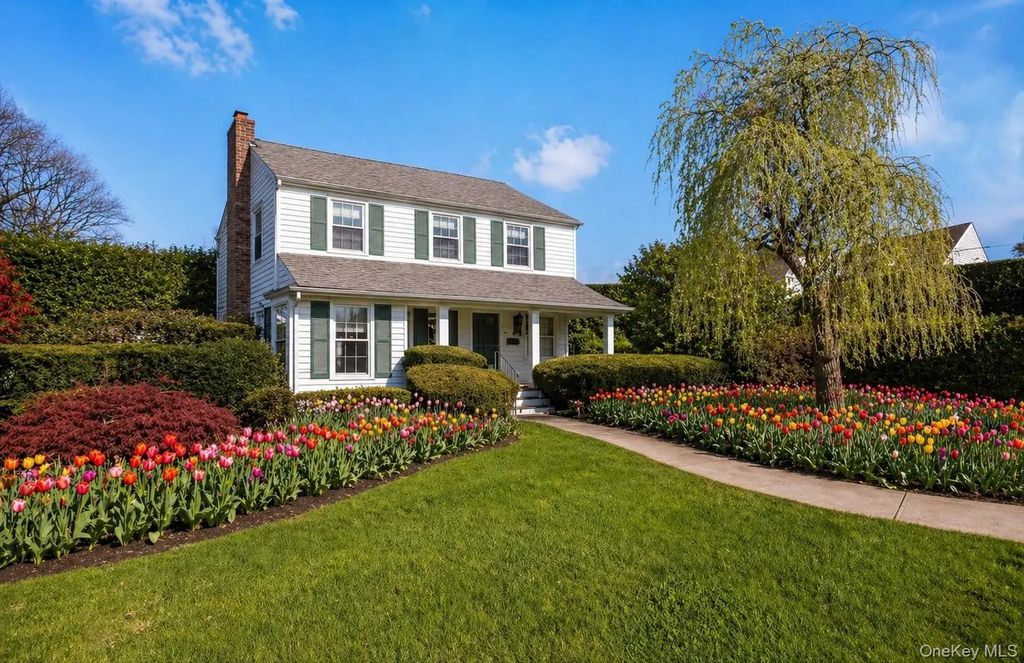 2348 Pershing Boulevard, Baldwin