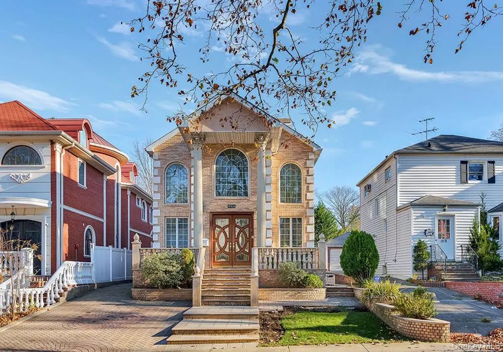 17624 Kildare Road, Jamaica Estates