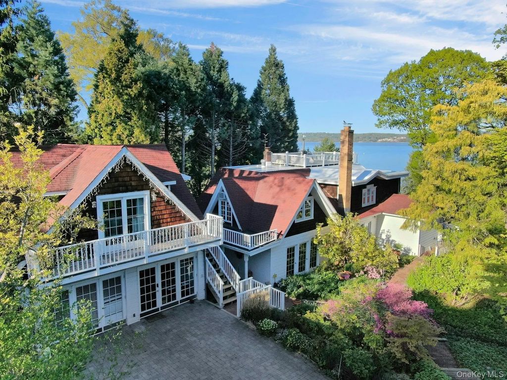 32 Laveta Place, Nyack
