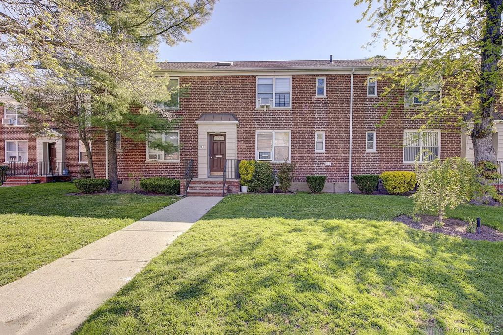 35-21 205th Street # 313, Bayside
